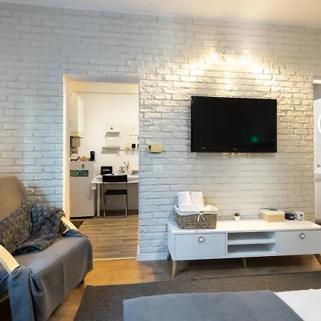 Daire Casa Luminoasa Cu Gradina Privata *