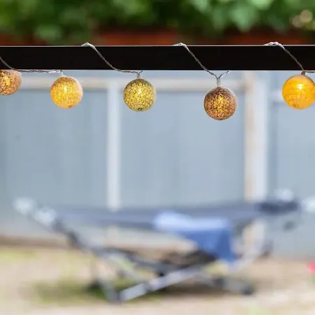 Casa Luminoasa Cu Gradina Privata Boekarest