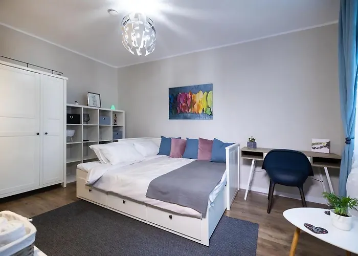 Lägenhet Casa Luminoasa Cu Gradina Privata *